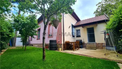 Casa pentru 2 familii, acces auto , zona Blascovici - Timisoara