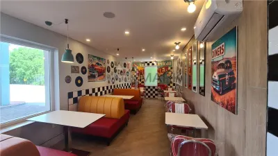 Benzinarie si restaurant de vanzare pe Calea Lugojului - foto 4