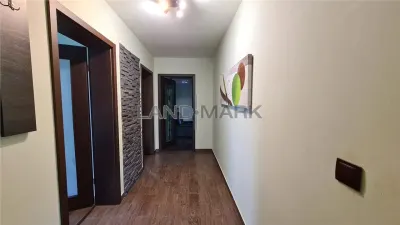 De inchiriat apartament 3 camere in vila zona Favorit-Circumvalatiunii - foto 6