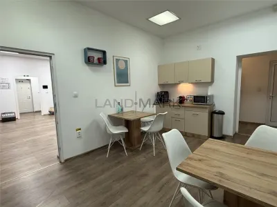 EXCLUSIVITATE ! Spatiu birouri , 200 mp , zona Favorit - foto 4