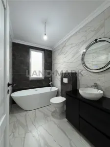 APARTAMENT PREMIUM BLOC NOU 3 CAMERE SI CURTE PREMIUM DUMBRAVITA - foto 2