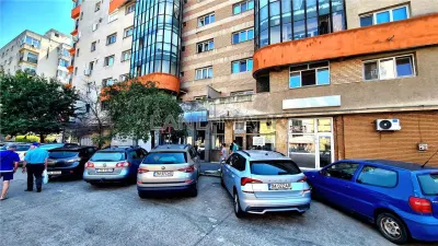 Spatiu comercial 70 mp , Simion Barnutiu, parcare in fata - Timisoara