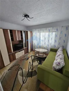 Apartamente 3 camere, Intre Lacuri - foto 3