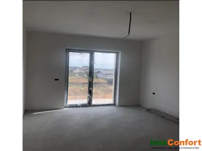 Vila finalizata P+E+Pod cu 4 camere, BRAZU - foto 9