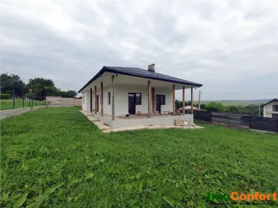 Casa noua  cu 3 camere si 500mp teren in Miroslava - Cornesti - foto 3