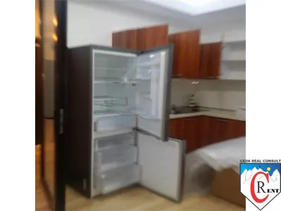Apartament 3 camere in Lake View - foto 2