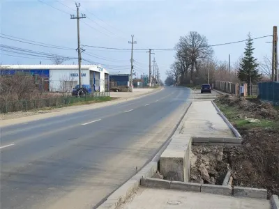 Teren Balotesti la sosea - foto 2