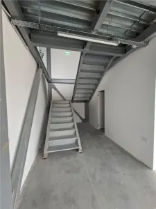 Hala 1150 mp,birouri 154 mp,constr.2025, comision 0 % - foto 8