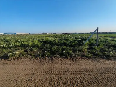 Teren intravilan, pentru dezvoltare rezidentială, in  Tunari. - foto 4