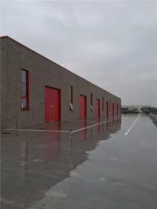 Hala din beton,4200 mp, 14 porti+3000 mp curte, risc 0 la incendiu - foto 5