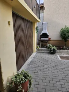 Casa spatioasa cu 2 apartamente zona Lupeni - Sibiu - foto 19