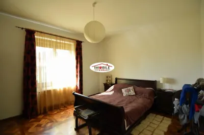 Doua case cu teren 800 mp, zona Trei Stejari - foto 5