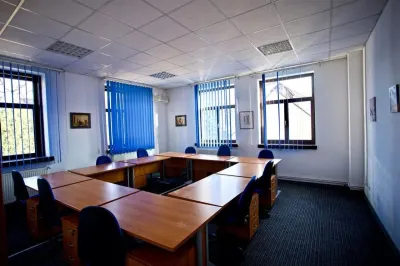 Spatiu pentru birouri de inchiriat central - Sibiu - foto 3
