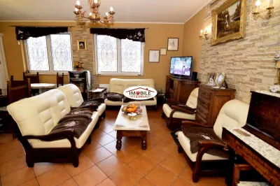 Vila in Sibiu, 6 camere, 280mp utili,  720 mp teren - foto 5