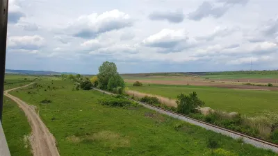 Teren de vanzare langa autostrada si calea ferata Sibiu zona Drotleff - foto 4
