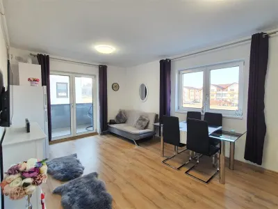 Apartament de lux mobilat etajul 1 Cisnadiei - foto 1