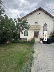 Casa superba de vanzare in Alba Iulia - foto 3