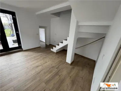 Casa de vanzare in Alba Iulia zona Centru - foto 2