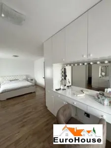 Apartament cu 3 camere de vanzare in Alba Iulia CENTRU - foto 5