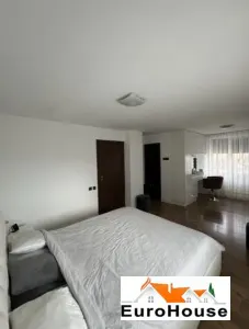 Apartament cu 3 camere de vanzare in Alba Iulia CENTRU - foto 6