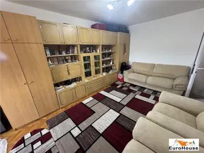 Apartament cu 3 camere de vanzare in Alba Iulia Cetate - foto 1