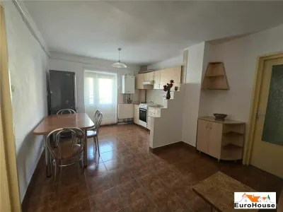 Apartament cu 3 camere de inchiriat in Alba Iulia Cetate - foto 1