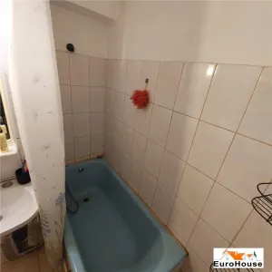 Garsoniera de inchiriat in Alba Iulia - foto 9