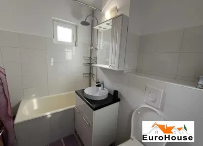 Apartament cu 3 camere de vanzare in Alba Iulia Cetate - foto 3
