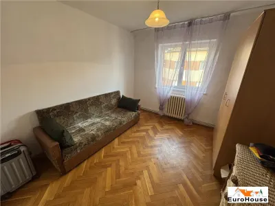 Apartament cu 3 camere de inchiriat in Alba Iulia Cetate - foto 3