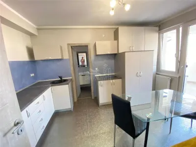 Studio de lux cu terasa si parcare Bd Mihai Viteazu - foto 2