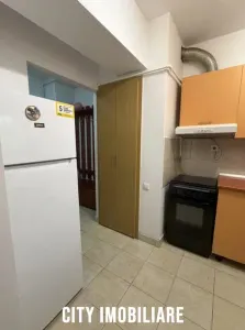 Apartament 2 camere, Semidecomandat, parcare, Năsăud. - foto 4