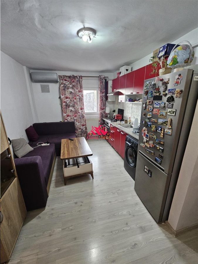 Apartament 2 Camere Decomandate Zona Energiei - Bacau