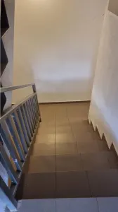 Hala situata in Vladesti - foto 5