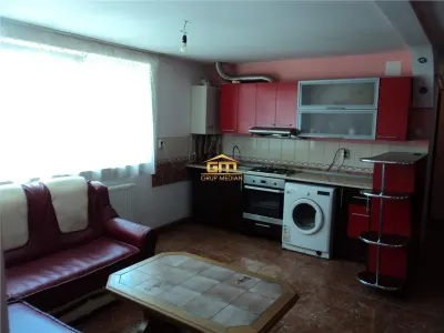 Ap. 3 camere la mansarda, zona Nord - foto 1