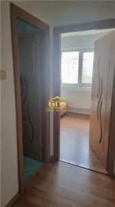 Apartament 3 camere de vanzare - Ostroveni, decomandat, etaj 7/10, 2 băi - foto 4
