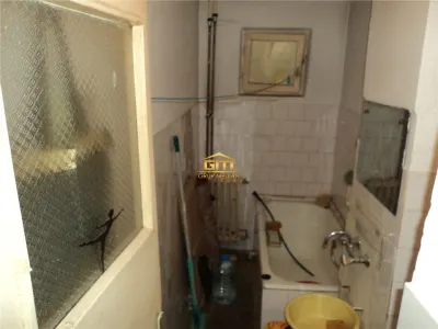 Apartament 2 cam, etaj 2, zona Nord, I-uri - foto 5