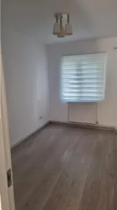 Spațiu comercial de inchiriat in zona centrală - ideal pentru cabinet medical, langă Clinica Papitest sau biroiri - foto 4