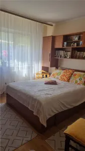 Apartament 3 camere de vanzare - Ostroveni, zona Pieței, decomandat, 71,29 mp - foto 5