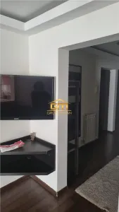 Apartament 3 camere de vanzare - zonă centrală, mobilat și utilat. - foto 6