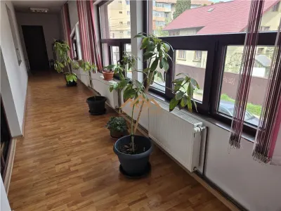 Spatiu Comercial | Birouri | 300mp - foto 3