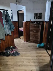 Apartament 2 camere, decomandat - zona Tractorul - foto 7