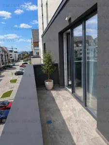 Apartament 2 camere, decomandat - zona Tractorul - foto 10