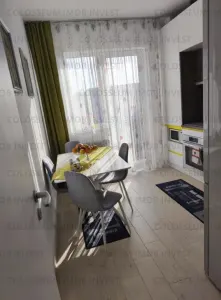 Apartament 3 camere, decomandat - zona Ghimbav - foto 4