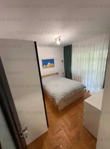 Apartament cu 3 camere, decomandat - zona Racadau - foto 3