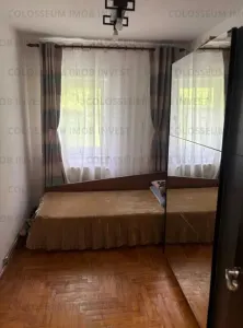 Apartament cu 3 camere, decomandat - zona Racadau - foto 4