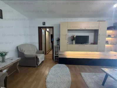 Apartament 3 camere, semidecomandat - zona Garii - foto 2