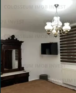 Apartament cu 3 camere, decomandat - Centrul Istoric - foto 4