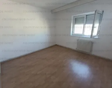 Apartament cu 4 camere, decomandat - zona Bartolomeu - foto 6