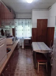 Apartament 3 camere | Bloc Tip Vila | Parcare+Boxa | Zona Racadau - foto 2