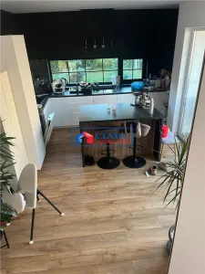 Inchiriere casa moderna 4 camere teren 500 mp in Dezmir - Cluj-Napoca